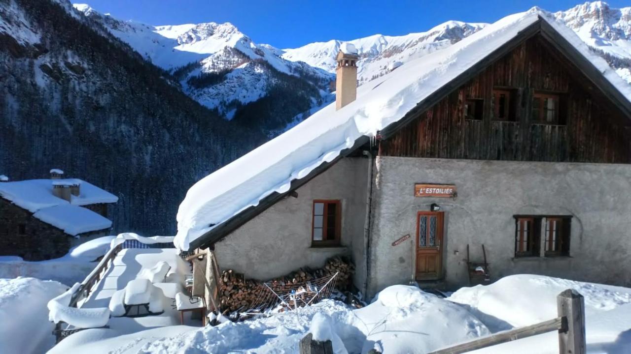Auberge L'Estoilies แซ็ง-เวร็อง ภายนอก รูปภาพ