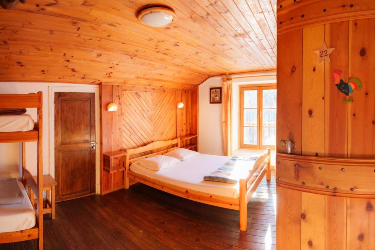 Auberge L'Estoilies แซ็ง-เวร็อง ภายนอก รูปภาพ