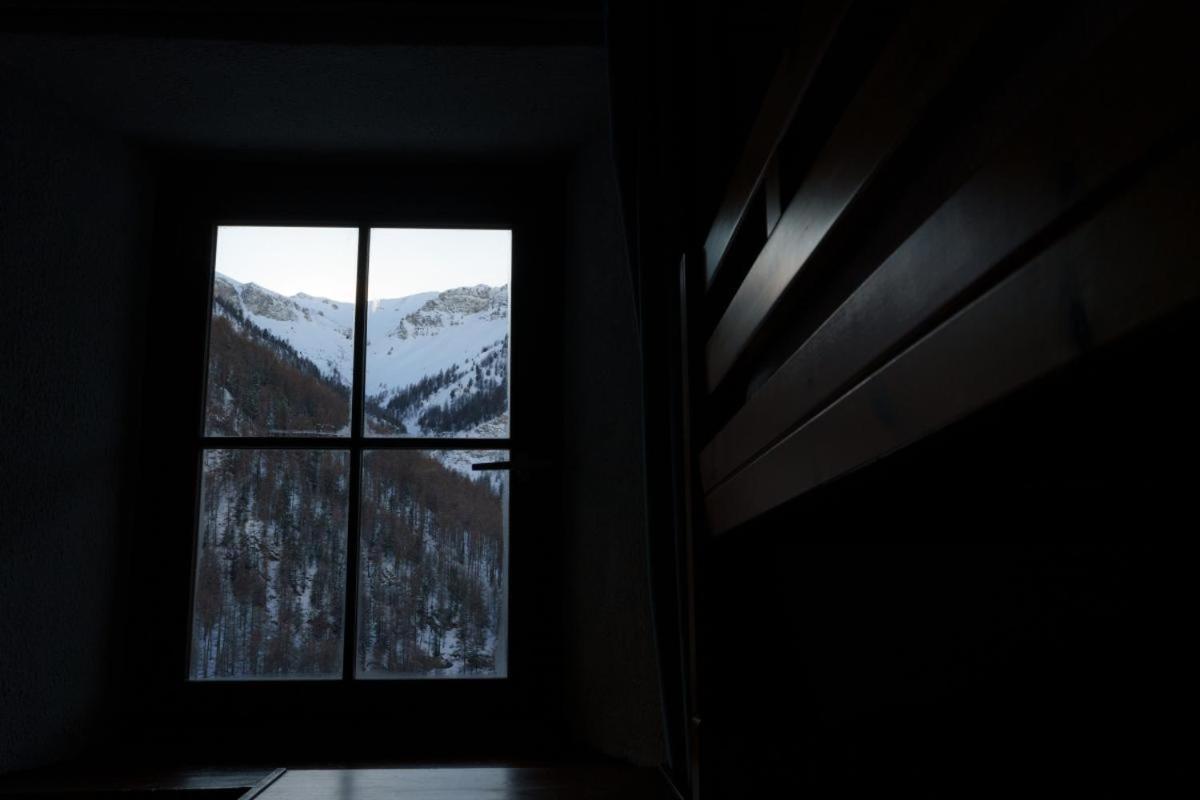 Auberge L'Estoilies แซ็ง-เวร็อง ภายนอก รูปภาพ